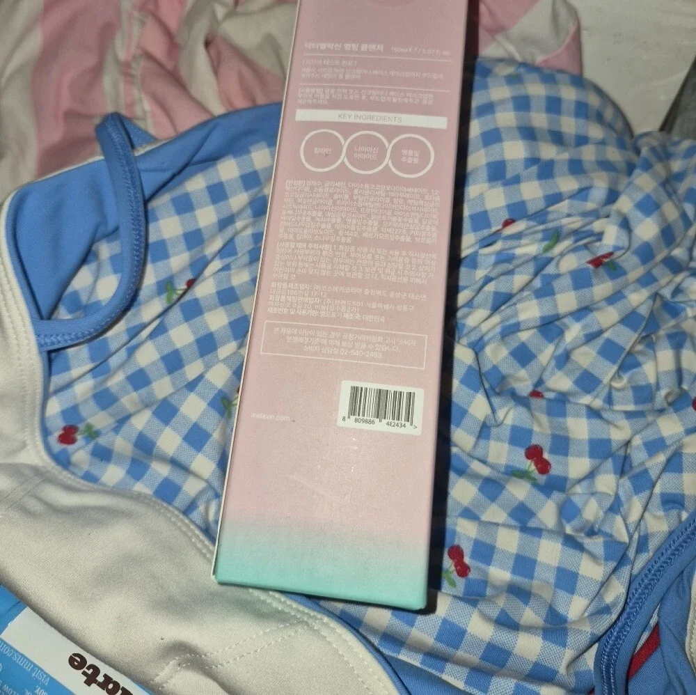 Dr. Melaxin Melting Bubble Foaming Cleanser - Nwt